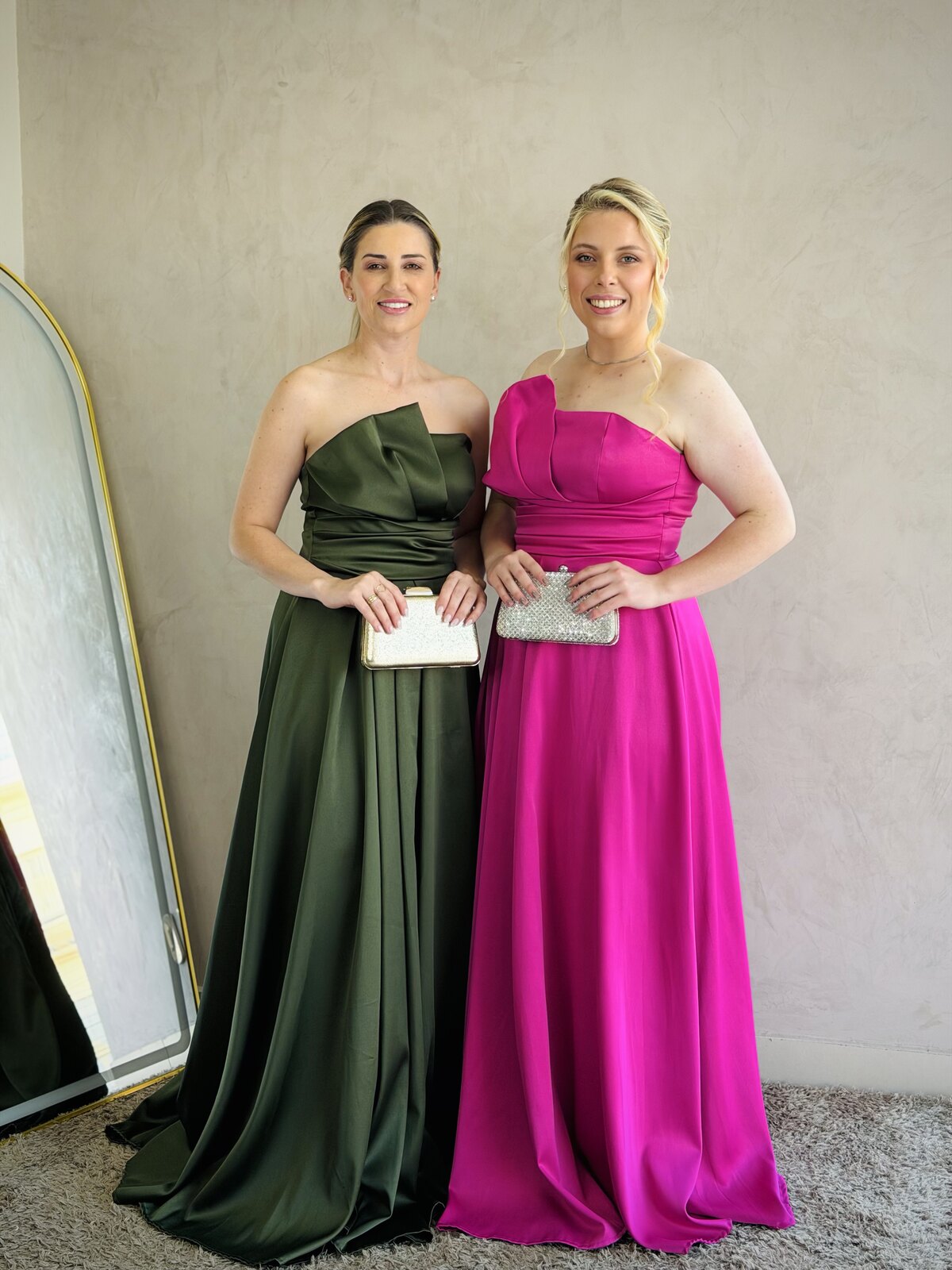 Vestidos de festa verde e pink Miss Amores